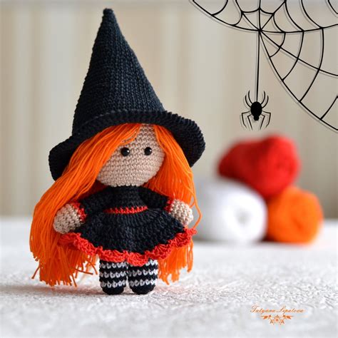 Crocheted witch figurines as keychains: A practical and cute accessory